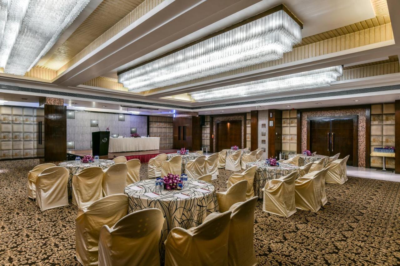 The Regenza By Tunga होटल